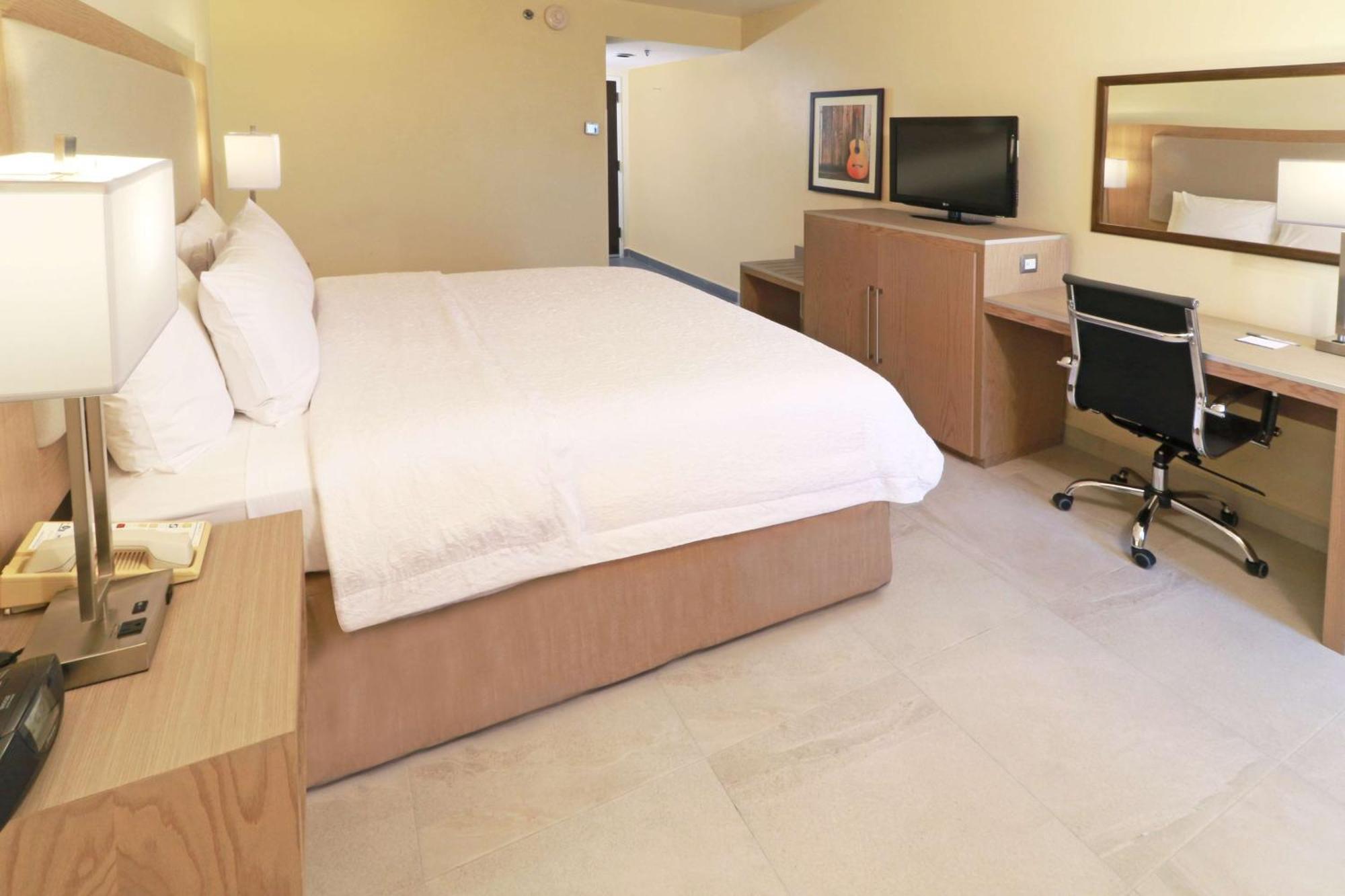 Chambre Lit King-Size - Non-Fumeurs
