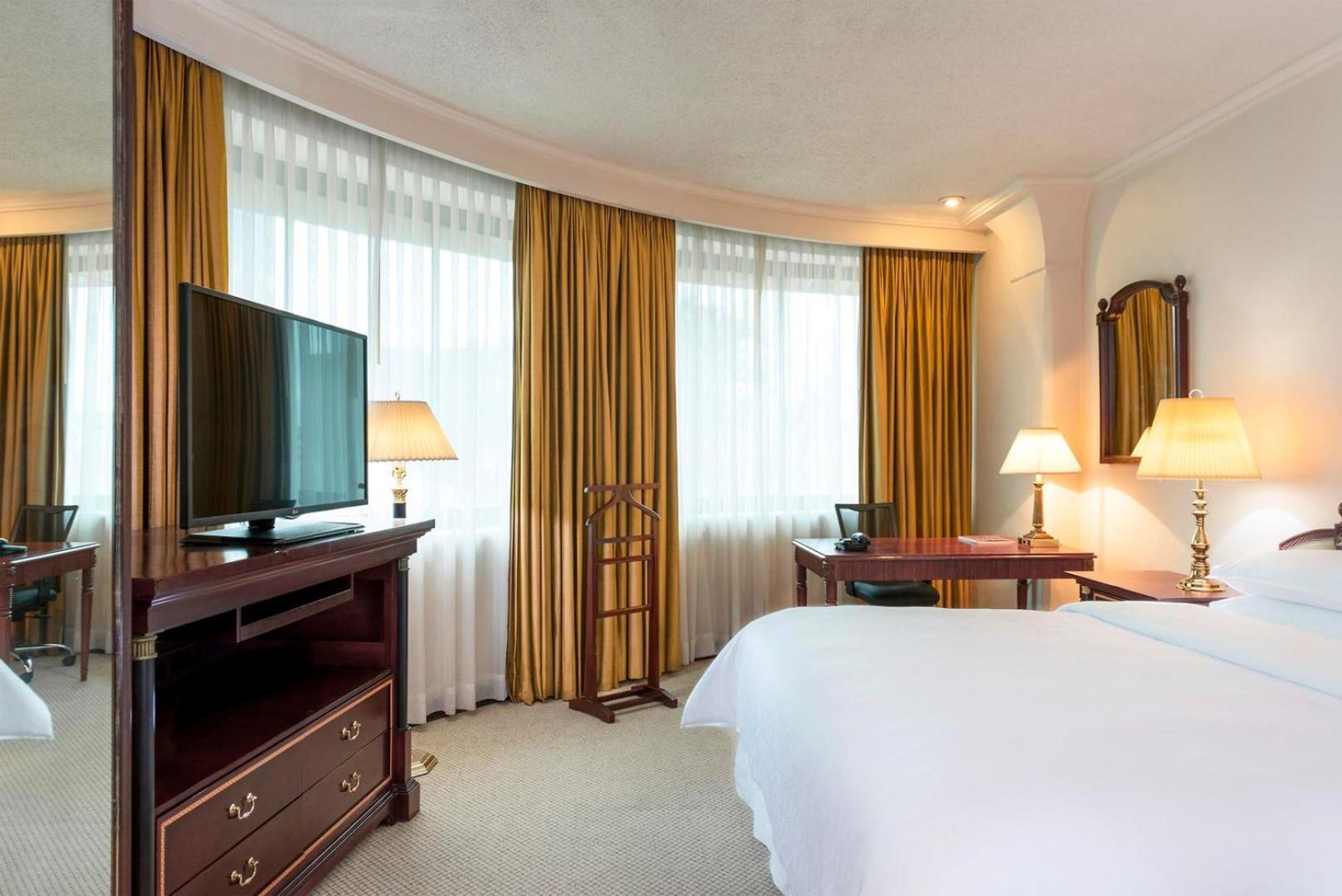 Standard King Room, Non-Smoking