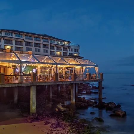 Monterey Plaza Hotel&Spa-3